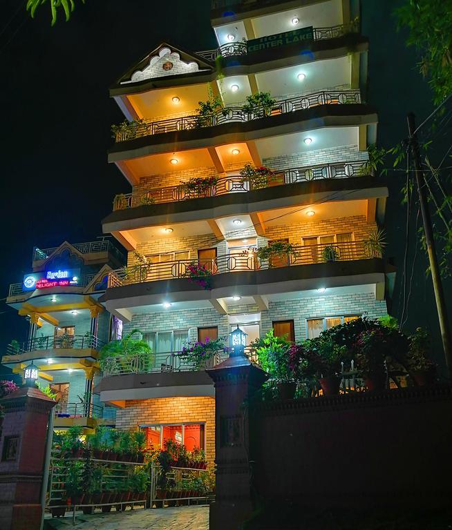 Hotel Center Lake Pokhara Bagian luar foto